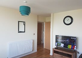 47 Chelsea House - Q-zotica City Centre Apartments: Parking, City view