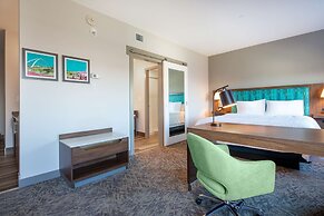 Hampton Inn & Suites by Hilton Edmonton St. Albert