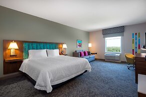 Hampton Inn & Suites by Hilton Edmonton St. Albert