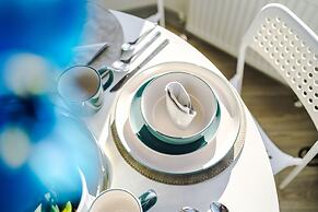 Stay With Empire- Dickson Road