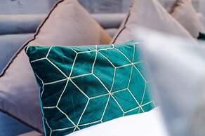 Stay With Empire- Dickson Road