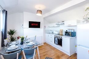 Stay With Empire- Dickson Road