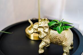 Stay With Empire- Dickson Road