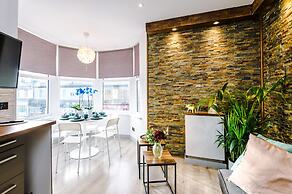 Stay With Empire- Dickson Road