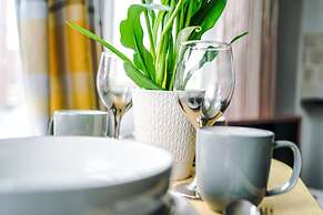 Stay With Empire- Dickson Road