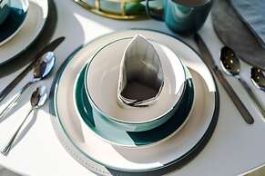 Stay With Empire- Dickson Road