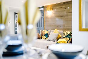 Stay With Empire- Dickson Road