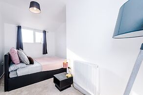 Stay With Empire- Dickson Road