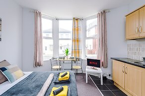 Stay With Empire- Dickson Road