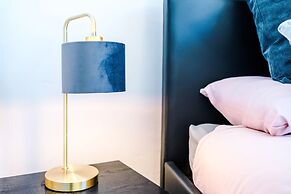 Stay With Empire- Dickson Road