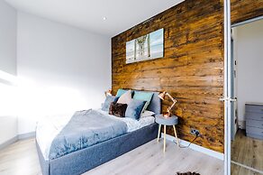 Stay With Empire- Dickson Road