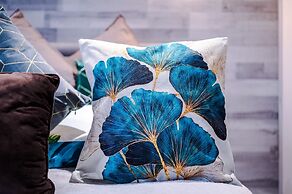 Stay With Empire- Dickson Road