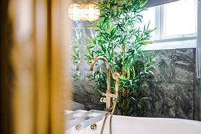 Stay With Empire- Dickson Road