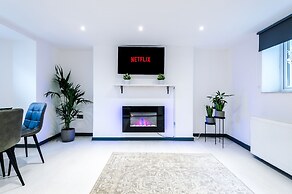 Stay With Empire- Dickson Road