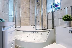 Stay With Empire- Dickson Road