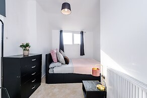 Stay With Empire- Dickson Road