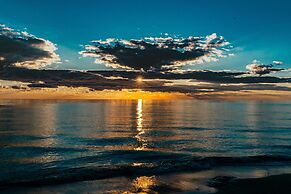 Stay With Empire- Dickson Road