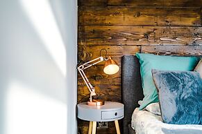 Stay With Empire- Dickson Road