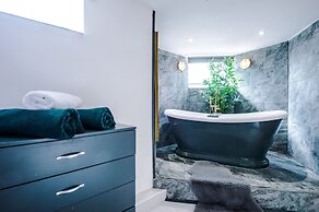 Stay With Empire- Dickson Road