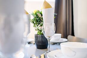 Stay With Empire- Dickson Road