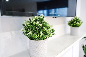 Stay With Empire- Dickson Road