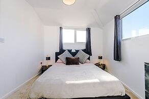 Stay With Empire- Dickson Road