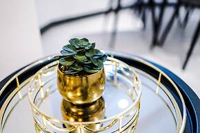 Stay With Empire- Dickson Road