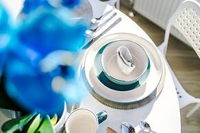 Stay With Empire- Dickson Road