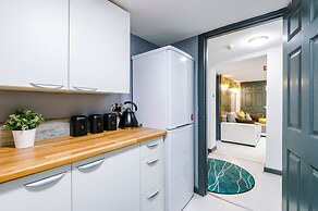 Stay With Empire- Dickson Road