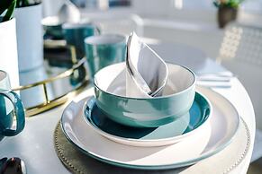 Stay With Empire- Dickson Road