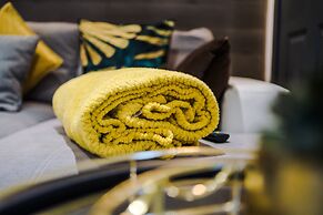 Stay With Empire- Dickson Road