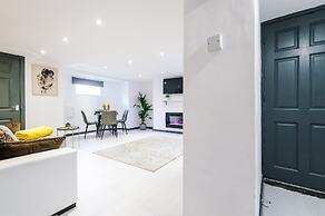 Stay With Empire- Dickson Road