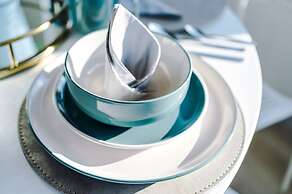 Stay With Empire- Dickson Road