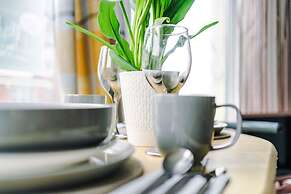 Stay With Empire- Dickson Road