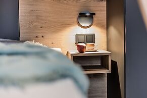 Primera Apartments