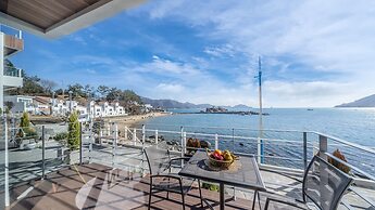 Namhae Lounge 32 Resort C