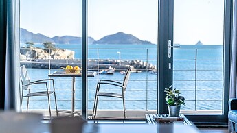 Namhae Lounge 32 Resort C