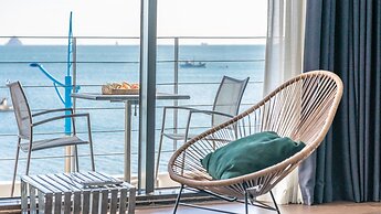 Namhae Lounge 32 Resort C