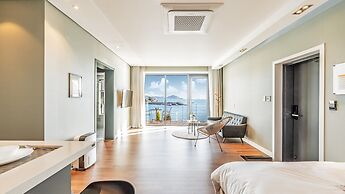 Namhae Lounge 32 Resort C