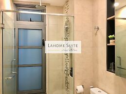 The Robertson KL By Lahome Suite