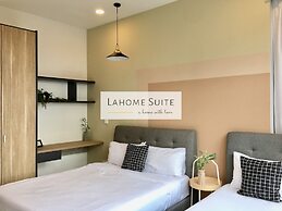 The Robertson KL By Lahome Suite