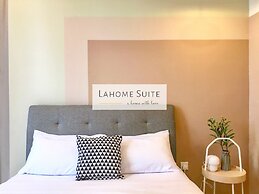 The Robertson KL By Lahome Suite