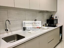 The Robertson KL By Lahome Suite