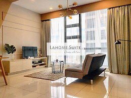 The Robertson KL By Lahome Suite