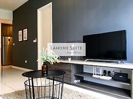 The Robertson KL By Lahome Suite