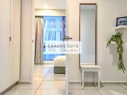 The Robertson KL By Lahome Suite