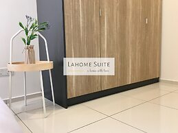 The Robertson KL By Lahome Suite