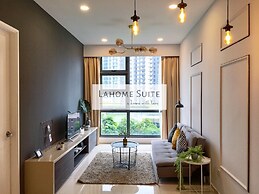 The Robertson KL By Lahome Suite