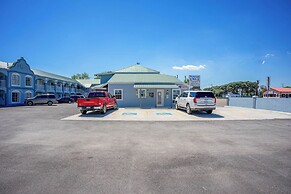 Pelican Inn by Belvilla Aransas Pass, TX