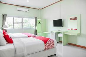 OYO 742 View Pruksa Resort